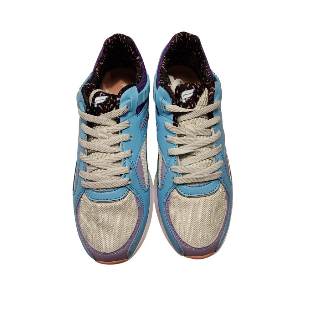 Fabletics NIB Size 9 Womens Paige Sneakers Shoes Lace Up Athletic